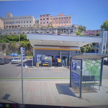 Art Deco City Center Near The Beach! Terracina Buitenkant foto