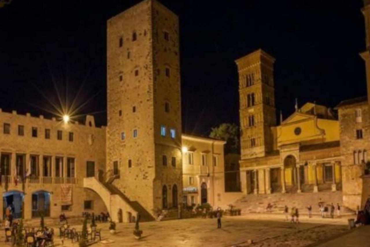 Art Deco City Center Near The Beach! Terracina Buitenkant foto